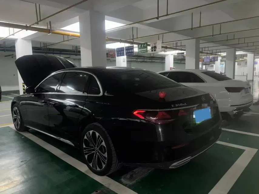2024 Mercedes-Benz E Class 2.0T 204HP L4 9AT PHEV 25.4KWH,autocango,china used car exporter,china ev exporter,chinese used car exporter,chinese used ev exporter