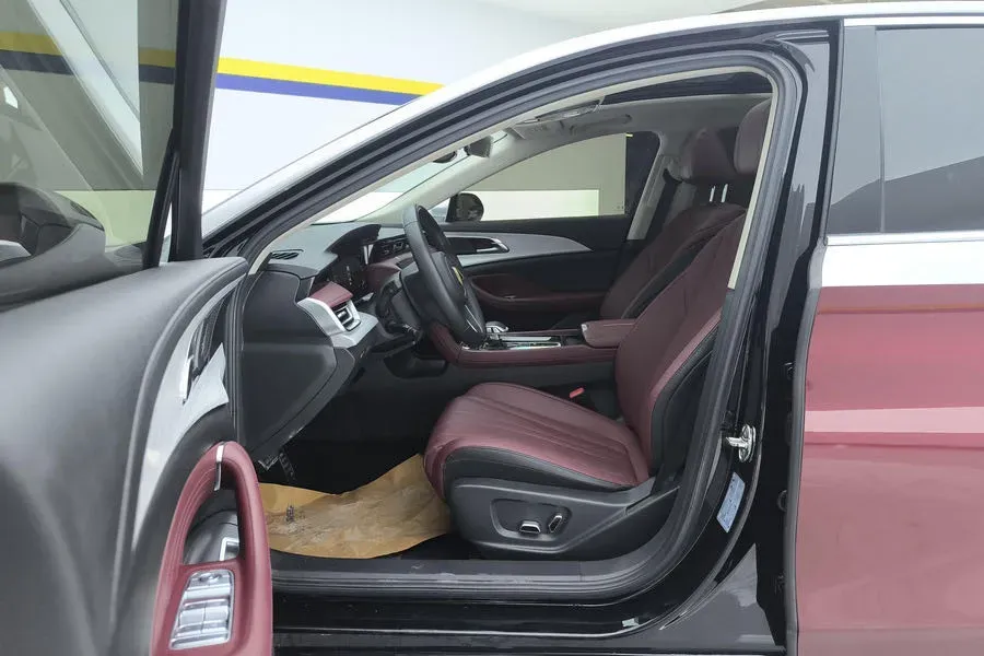 2024 HongQi H5 1.5T 169HP L4 7DCT,autocango,china used car exporter,china ev exporter,chinese used car exporter,chinese used ev exporter