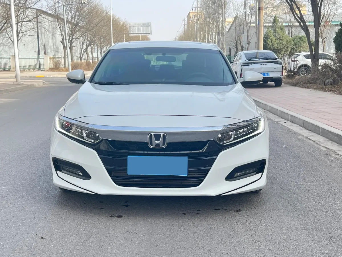 2021 Honda Accord 1.5T 194HP L4 CVT,autocango,china used car exporter,china ev exporter,chinese used car exporter,chinese used ev exporter