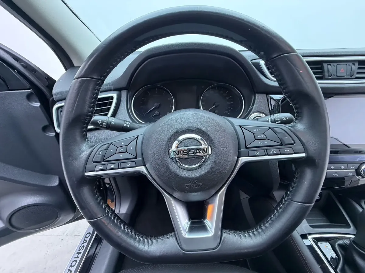 2021 Nissan Qashqai 2.0L 151HP L4 CVT,autocango,china used car exporter,china ev exporter,chinese used car exporter,chinese used ev exporter