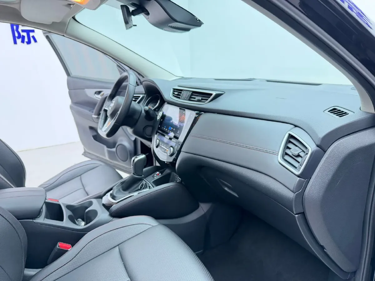 2021 Nissan Qashqai 2.0L 151HP L4 CVT,autocango,china used car exporter,china ev exporter,chinese used car exporter,chinese used ev exporter