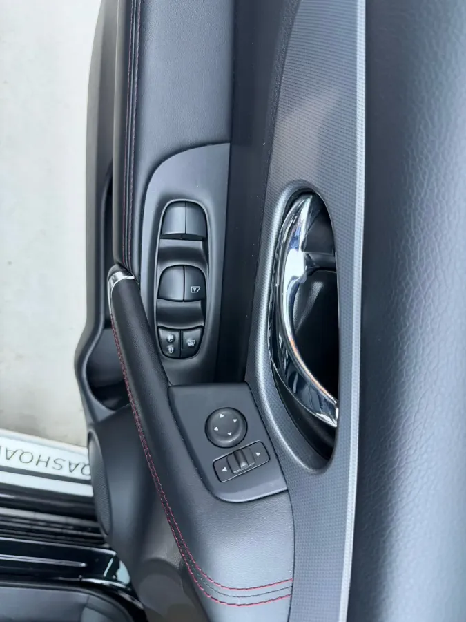 2021 Nissan Qashqai 2.0L 151HP L4 CVT,autocango,china used car exporter,china ev exporter,chinese used car exporter,chinese used ev exporter