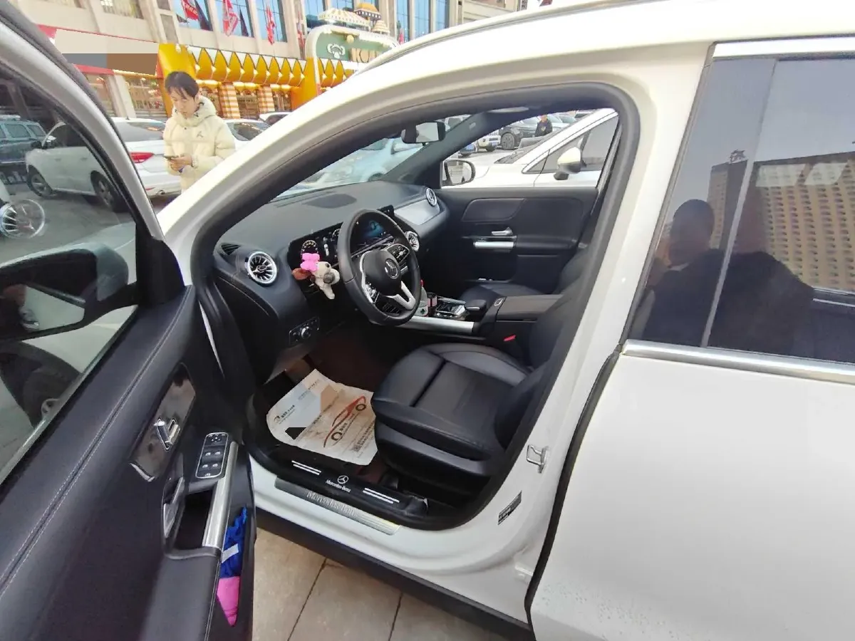 2022 Mercedes-Benz GLA Class 2.0T 190HP L4 8DCT,autocango,china used car exporter,china ev exporter,chinese used car exporter,chinese used ev exporter