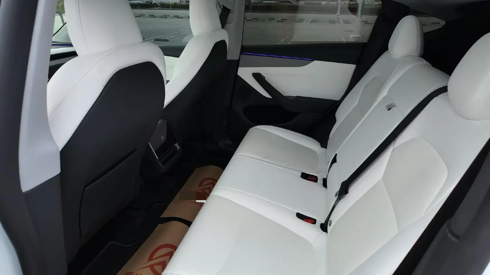 2025 Tesla Model Y BEV,autocango,china used car exporter,china ev exporter,chinese used car exporter,chinese used ev exporter