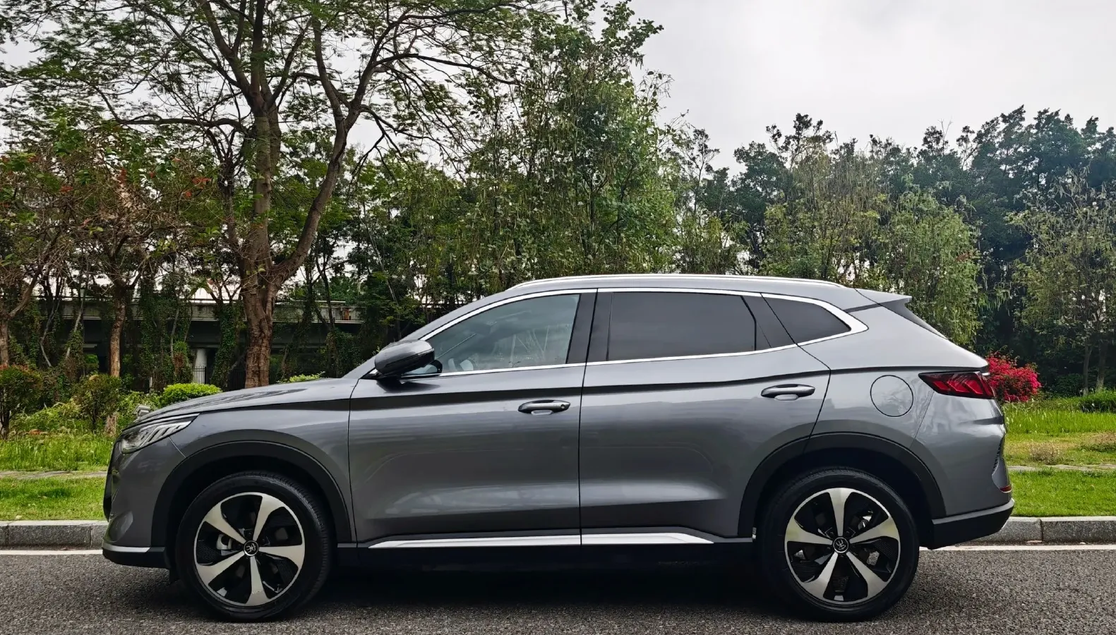 2022 Hyundai Tucson 2.0L 150HP L4 6AT Hybrid,autocango,china used car exporter,china ev exporter,chinese used car exporter,chinese used ev exporter