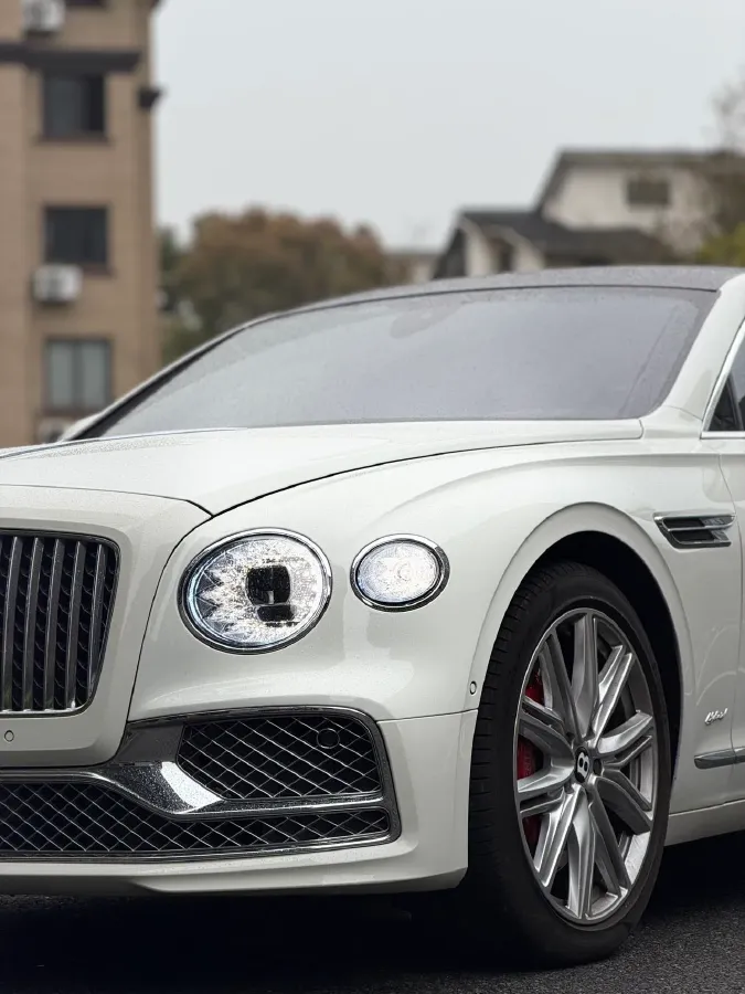 2022 Bentley Flying Spur 2.9T 416HP V6 8DCT PHEV 18KWH,autocango,china used car exporter,china ev exporter,chinese used car exporter,chinese used ev exporter