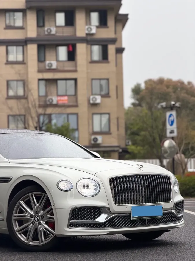 2022 Bentley Flying Spur 2.9T 416HP V6 8DCT PHEV 18KWH,autocango,china used car exporter,china ev exporter,chinese used car exporter,chinese used ev exporter