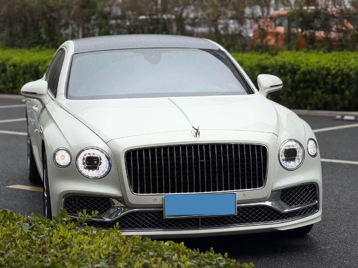 2022 Bentley Flying Spur 2.9T 416HP V6 8DCT PHEV 18KWH,autocango,china used car exporter,china ev exporter,chinese used car exporter,chinese used ev exporter