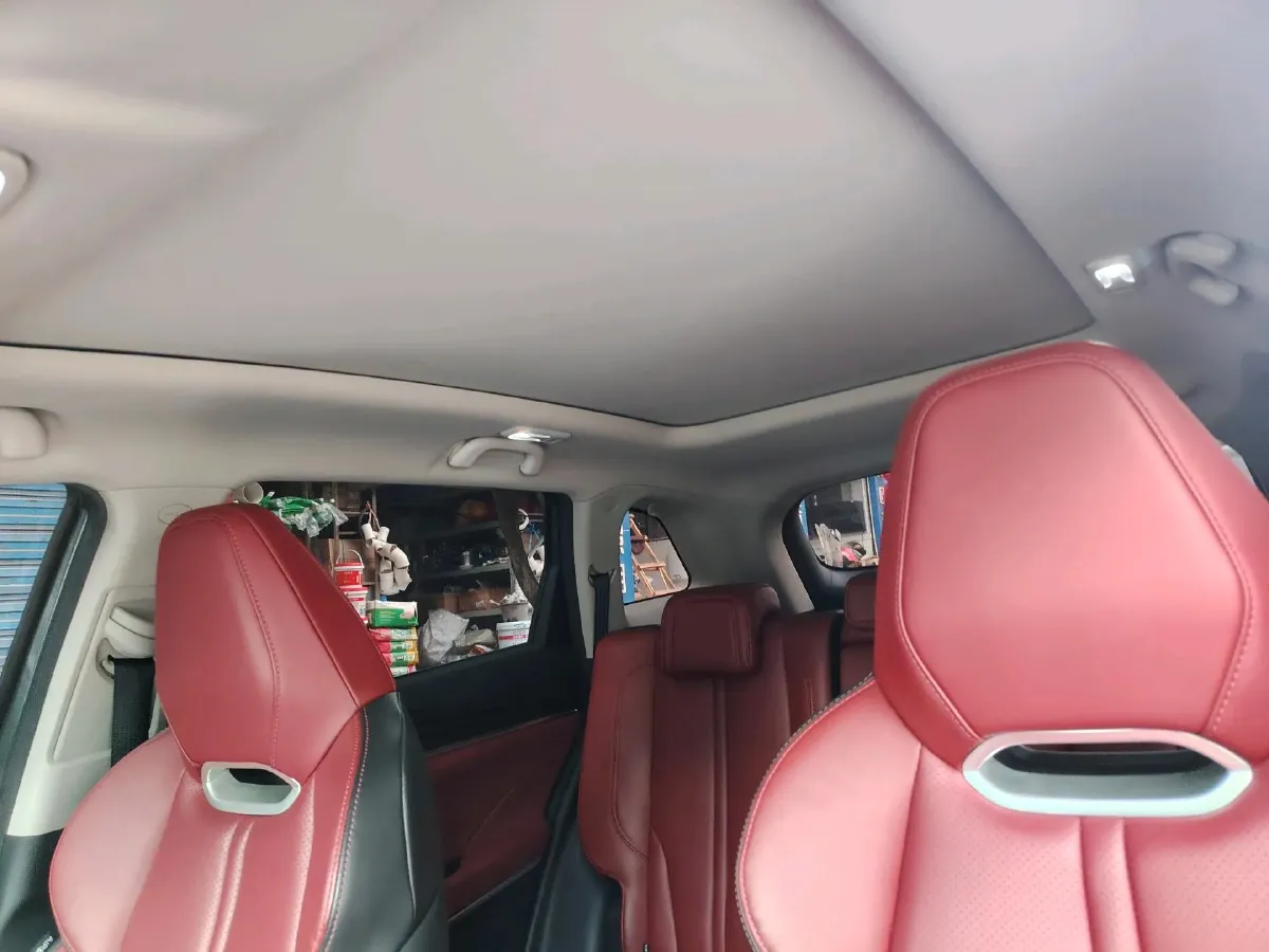 2021 ChangAn CS75 Plus 2.0T 233HP L4 8AT,autocango,china used car exporter,china ev exporter,chinese used car exporter,chinese used ev exporter