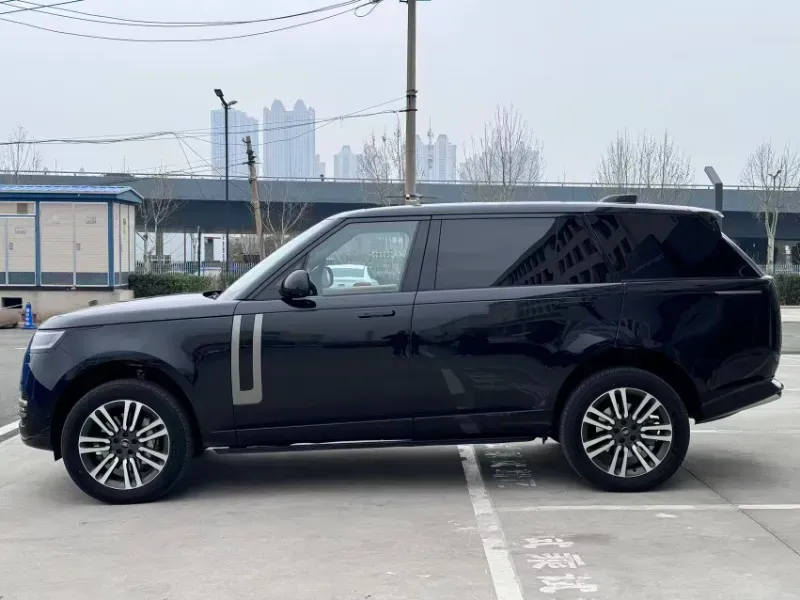 2024 Land Rover Range Rover 3.0T 400HP L6 8AT,autocango,china used car exporter,china ev exporter,chinese used car exporter,chinese used ev exporter