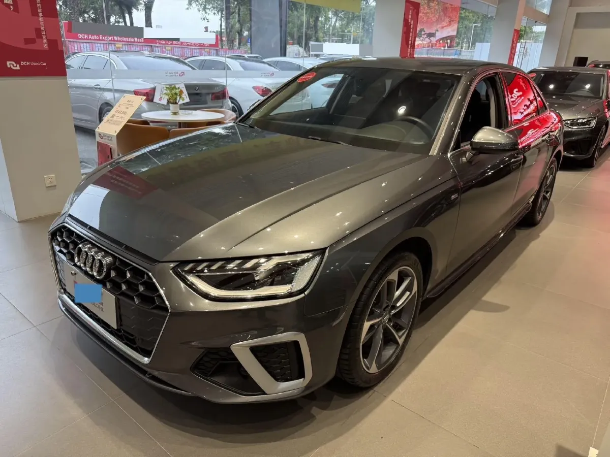 2020 Audi A4L 2.0T 190HP L4 7DCT,autocango,china used car exporter,china ev exporter,chinese used car exporter,chinese used ev exporter
