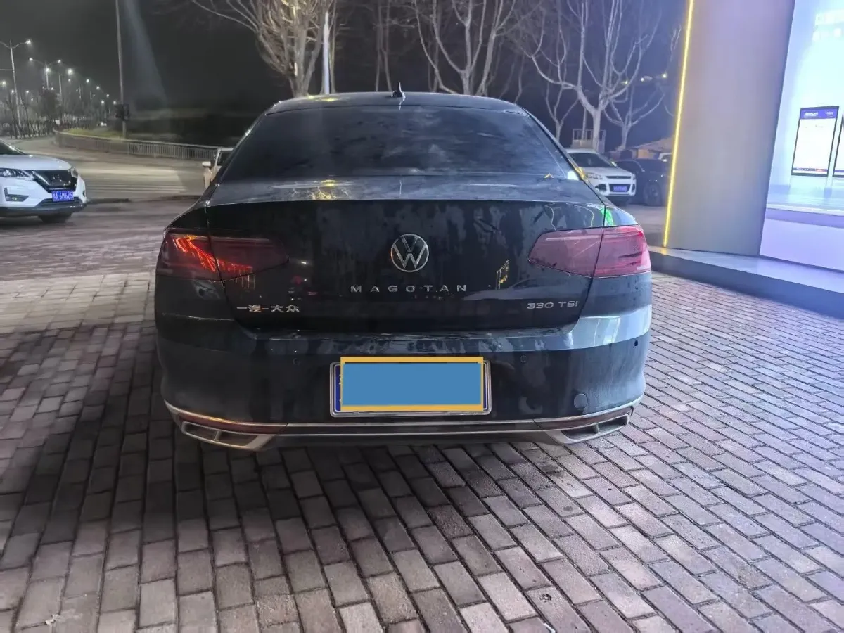 2023 Volkswagen Magotan 2.0T 186HP L4 7DCT,autocango,china used car exporter,china ev exporter,chinese used car exporter,chinese used ev exporter