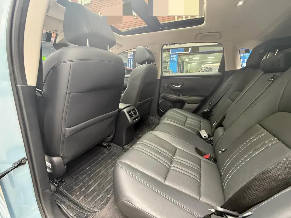 2023 Honda ZR-V 2.0L 143HP L4 E-CVT Hybrid,autocango,china used car exporter,china ev exporter,chinese used car exporter,chinese used ev exporter