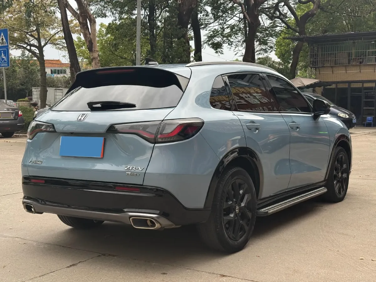 2023 Honda ZR-V 2.0L 143HP L4 E-CVT Hybrid,autocango,china used car exporter,china ev exporter,chinese used car exporter,chinese used ev exporter