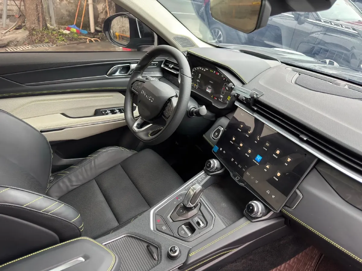 2020 LYNK&CO 05 2.0T 254HP L4 8AT,autocango,china used car exporter,china ev exporter,chinese used car exporter,chinese used ev exporter