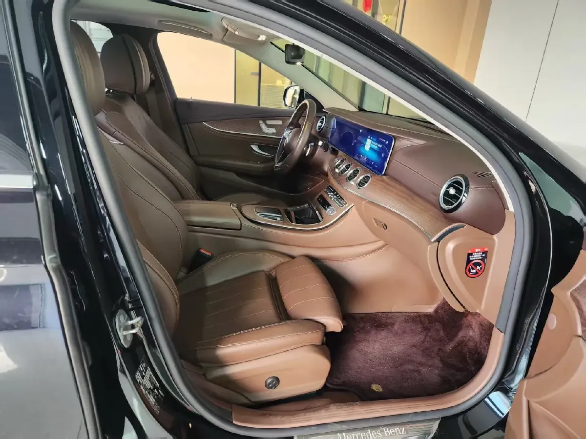 2022 Mercedes-Benz E Class 2.0T 211HP L4 9AT PHEV 25.4KWH,autocango,china used car exporter,china ev exporter,chinese used car exporter,chinese used ev exporter