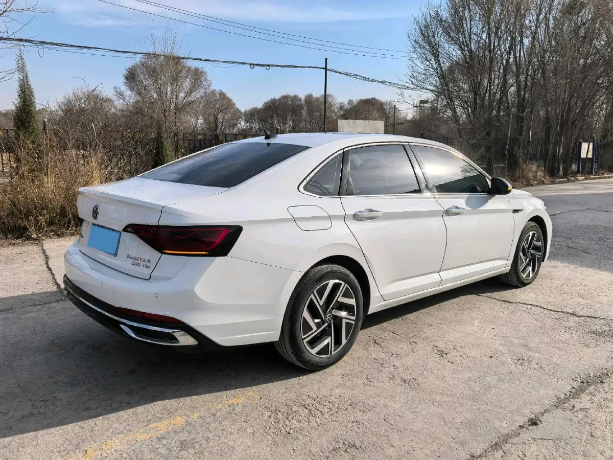 2023 Volkswagen Sagitar 1.5T 160HP L4 7DCT,autocango,china used car exporter,china ev exporter,chinese used car exporter,chinese used ev exporter