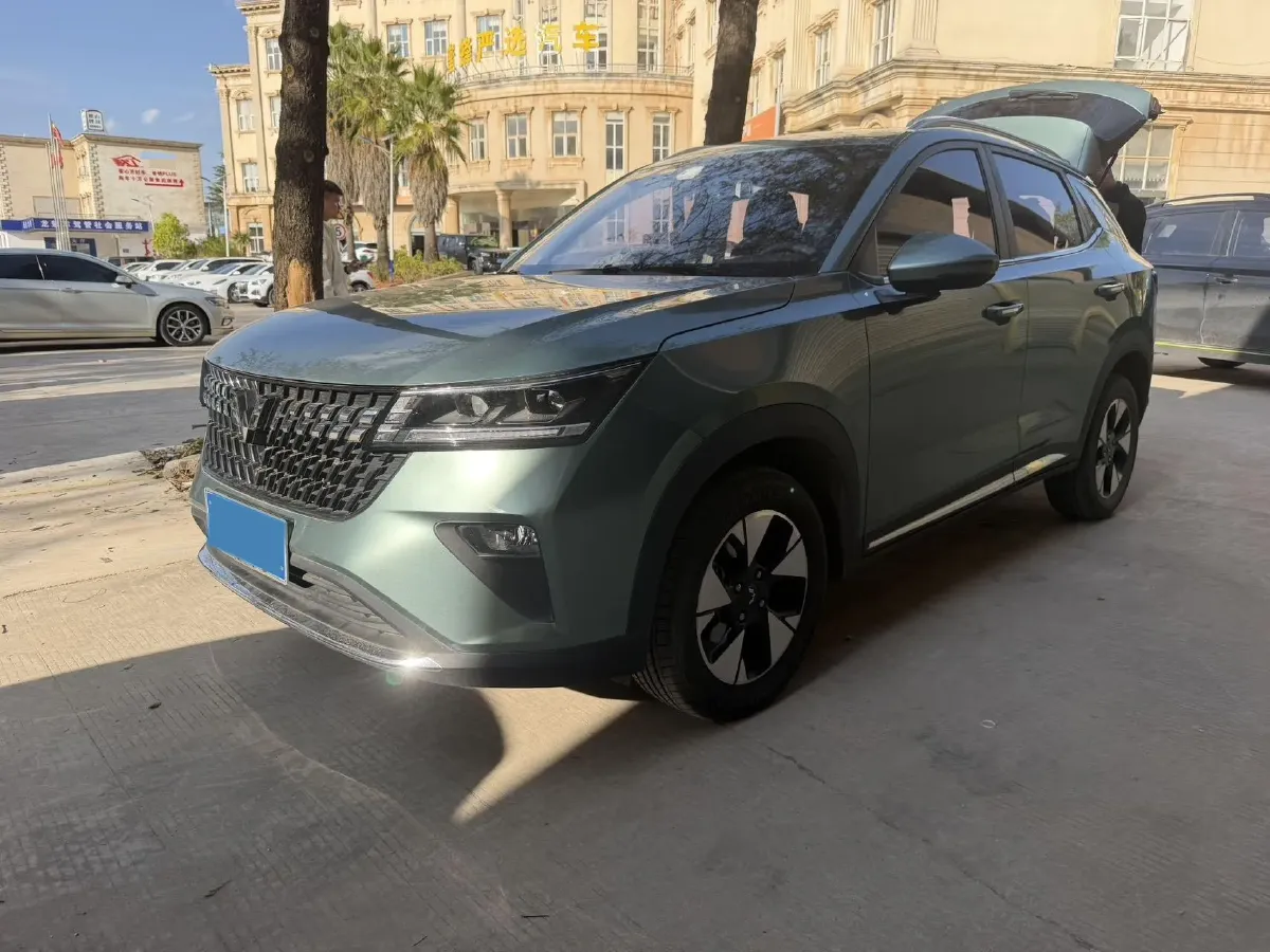 2022 WuLing XingChi 1.5L 99HP L4 CVT,autocango,china used car exporter,china ev exporter,chinese used car exporter,chinese used ev exporter