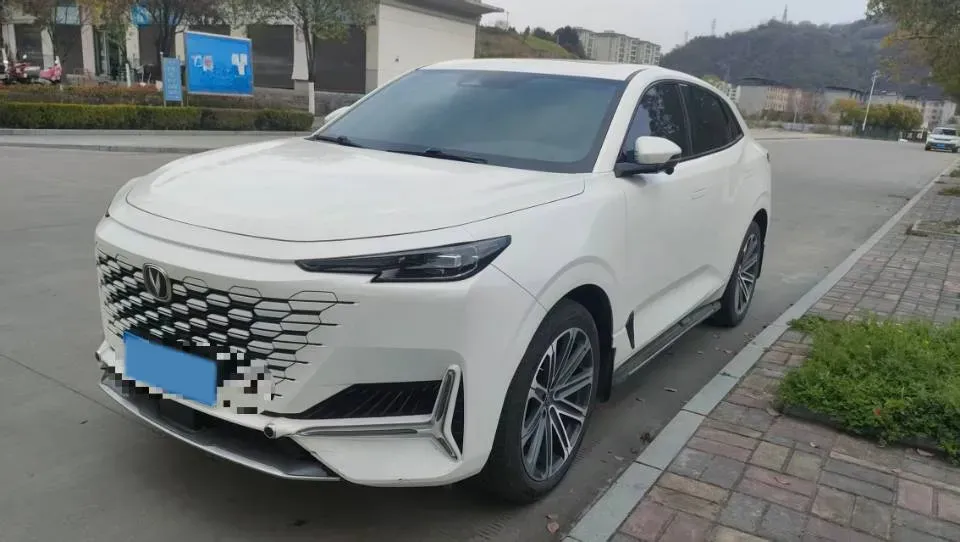 2021 ChangAn UNI-K 2.0T 233HP L4 8AT,autocango,china used car exporter,china ev exporter,chinese used car exporter,chinese used ev exporter