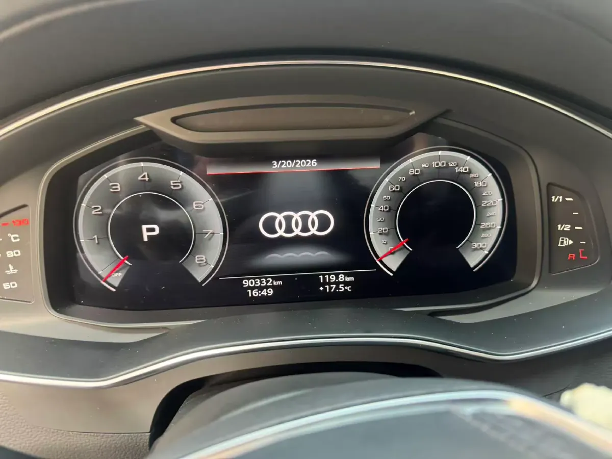 2023 Audi A6L 2.0T 245HP L4 7DCT,autocango,china used car exporter,china ev exporter,chinese used car exporter,chinese used ev exporter