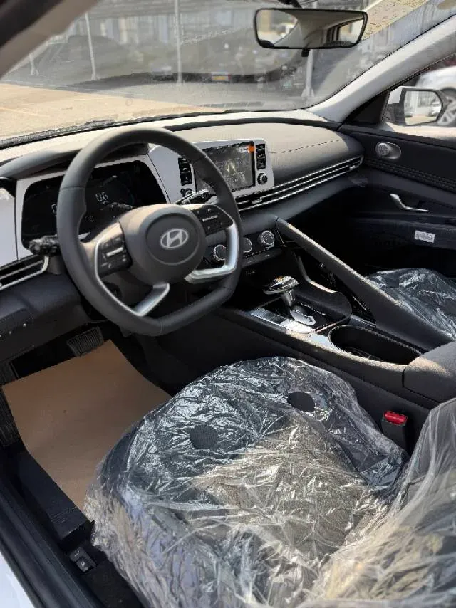 2023 Hyundai Elantra 1.5L 115HP L4 CVT,autocango,china used car exporter,china ev exporter,chinese used car exporter,chinese used ev exporter