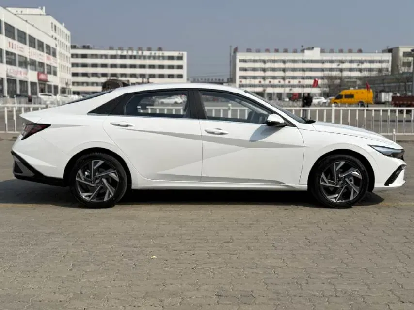 2023 Hyundai Elantra 1.5L 115HP L4 CVT,autocango,china used car exporter,china ev exporter,chinese used car exporter,chinese used ev exporter