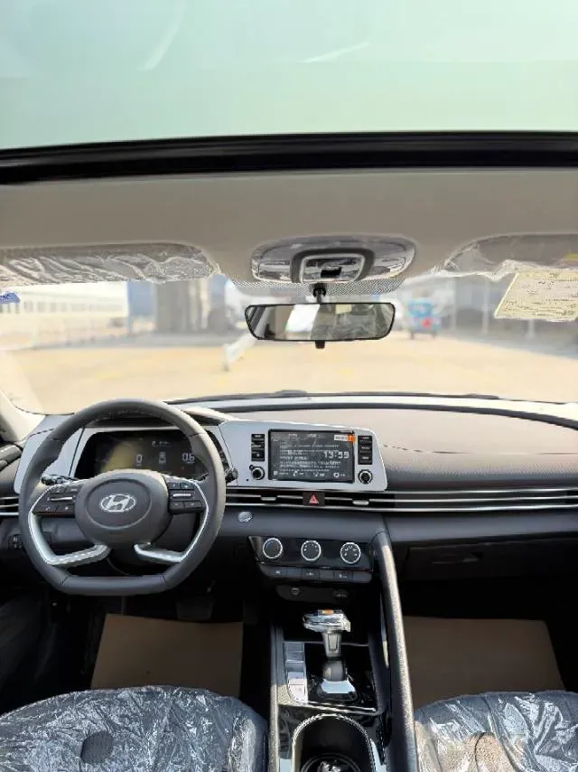 2023 Hyundai Elantra 1.5L 115HP L4 CVT,autocango,china used car exporter,china ev exporter,chinese used car exporter,chinese used ev exporter