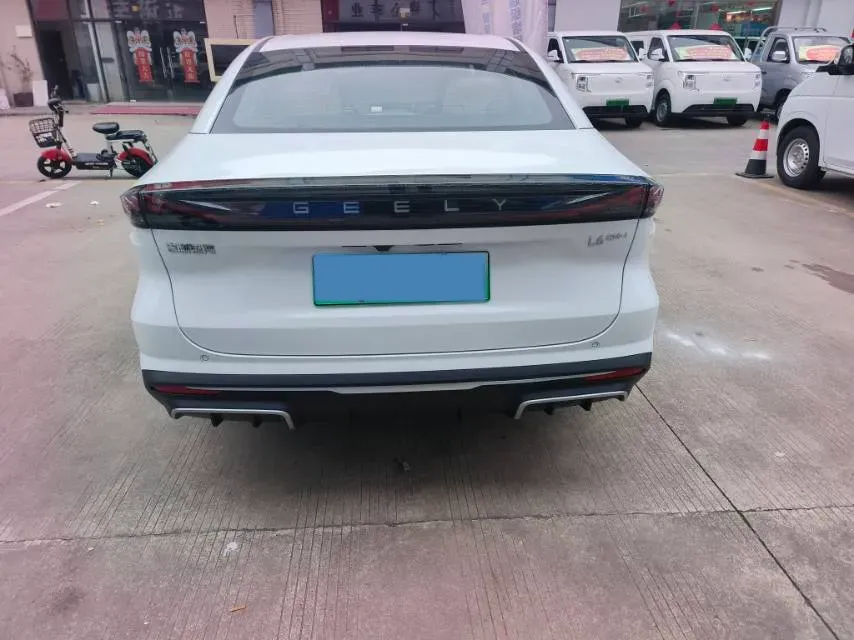 2025 Geely Galaxy A7 1.5L 112HP L4 1DHT PHEV,autocango,china used car exporter,china ev exporter,chinese used car exporter,chinese used ev exporter