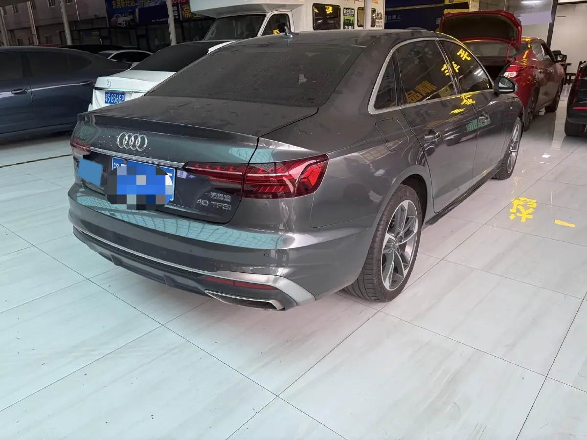 2020 Audi A4L 2.0T 190HP L4 7DCT,autocango,china used car exporter,china ev exporter,chinese used car exporter,chinese used ev exporter