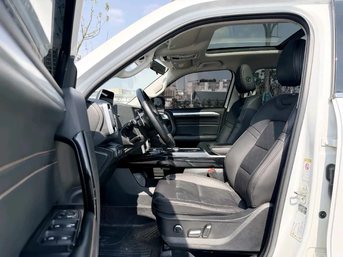 2022 Haval Dargo 2.0T 211HP L4 7DCT,autocango,china used car exporter,china ev exporter,chinese used car exporter,chinese used ev exporter