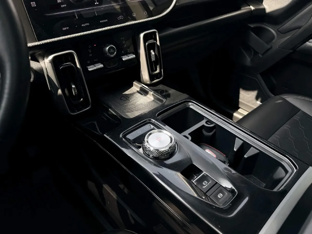 2022 Haval Dargo 2.0T 211HP L4 7DCT,autocango,china used car exporter,china ev exporter,chinese used car exporter,chinese used ev exporter