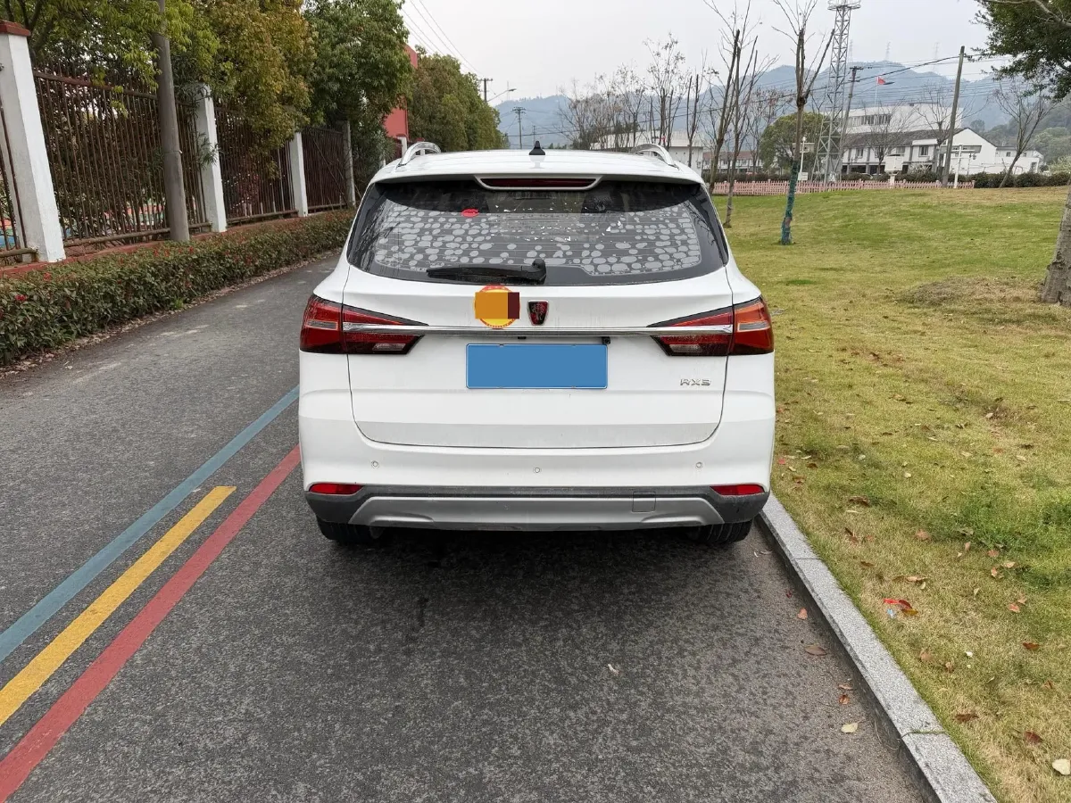 2020 Roewe RX3 1.6L 125HP L4 5MT,autocango,china used car exporter,china ev exporter,chinese used car exporter,chinese used ev exporter