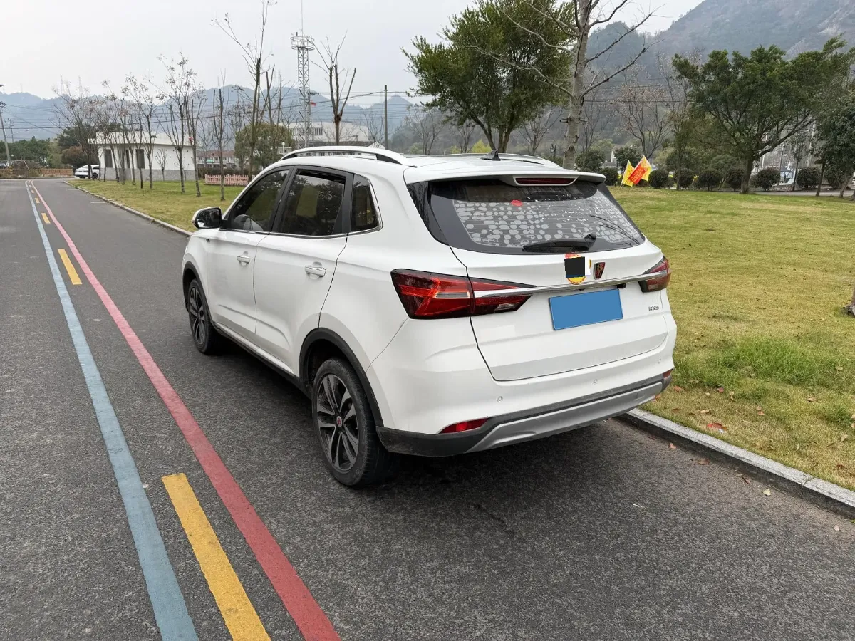 2020 Roewe RX3 1.6L 125HP L4 5MT,autocango,china used car exporter,china ev exporter,chinese used car exporter,chinese used ev exporter