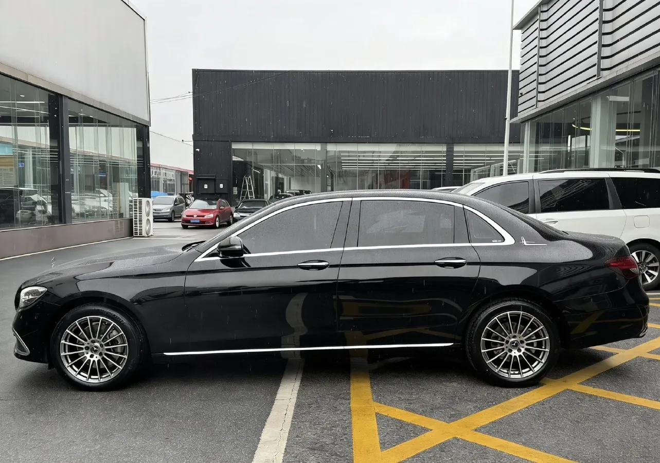 2023 Mercedes-Benz E Class 2.0T 197HP L4 9AT,autocango,china used car exporter,china ev exporter,chinese used car exporter,chinese used ev exporter