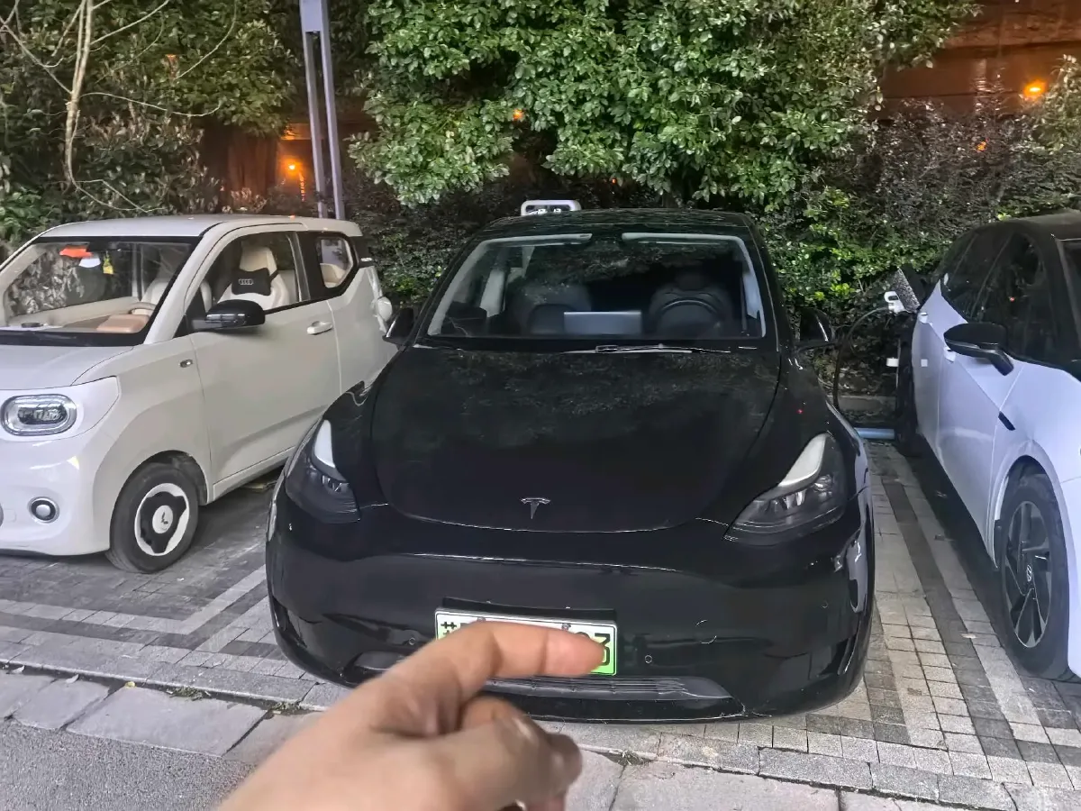 2022 Tesla Model Y BEV 60KWH,autocango,china used car exporter,china ev exporter,chinese used car exporter,chinese used ev exporter