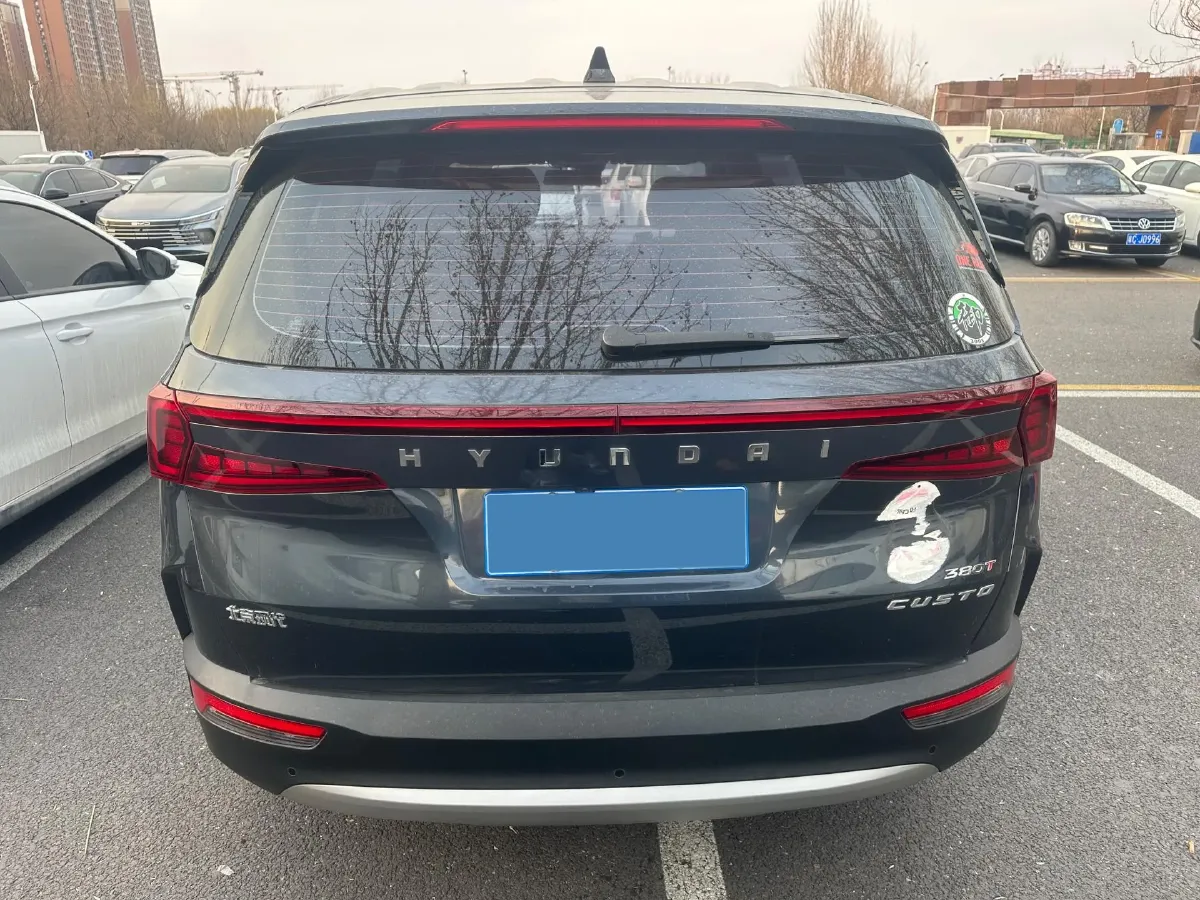 2021 Hyundai Custo 2.0T 236HP L4 8AT,autocango,china used car exporter,china ev exporter,chinese used car exporter,chinese used ev exporter