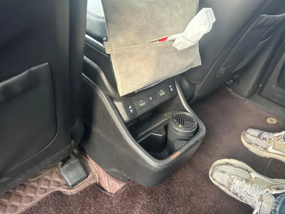 2021 Hyundai Custo 2.0T 236HP L4 8AT,autocango,china used car exporter,china ev exporter,chinese used car exporter,chinese used ev exporter