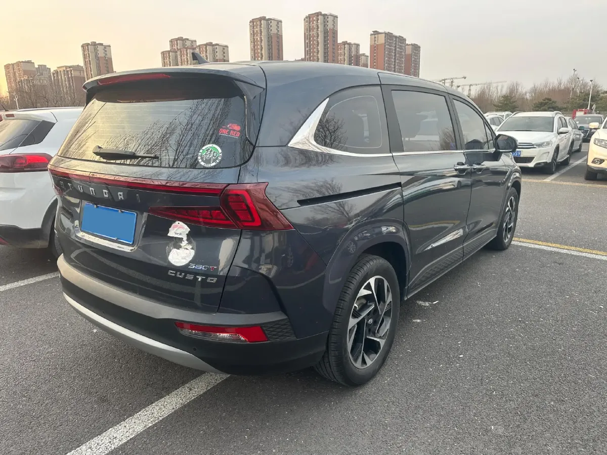 2021 Hyundai Custo 2.0T 236HP L4 8AT,autocango,china used car exporter,china ev exporter,chinese used car exporter,chinese used ev exporter