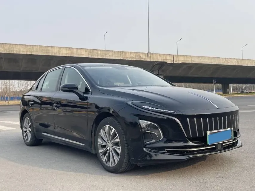 2024 HongQi E-QM5 BEV 60KWH,autocango,china used car exporter,china ev exporter,chinese used car exporter,chinese used ev exporter