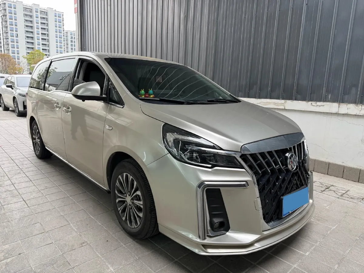 2023 Buick GL8 2.0T 237HP L4 9AT,autocango,china used car exporter,china ev exporter,chinese used car exporter,chinese used ev exporter