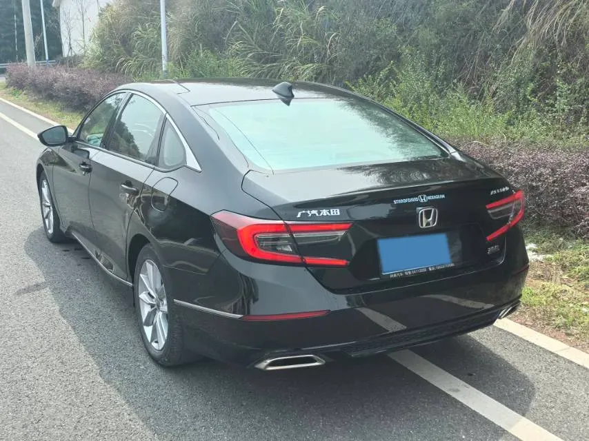 2022 Honda Accord 1.5T 194HP L4 CVT,autocango,china used car exporter,china ev exporter,chinese used car exporter,chinese used ev exporter