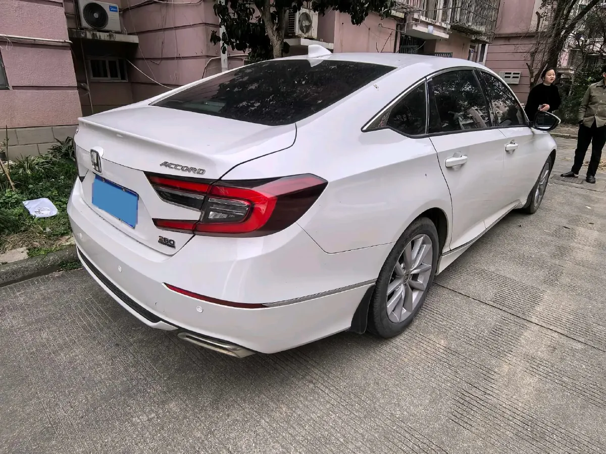 2022 Honda Accord 1.5T 194HP L4 CVT,autocango,china used car exporter,china ev exporter,chinese used car exporter,chinese used ev exporter