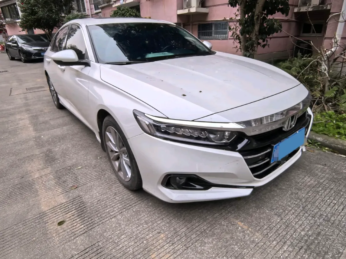 2022 Honda Accord 1.5T 194HP L4 CVT,autocango,china used car exporter,china ev exporter,chinese used car exporter,chinese used ev exporter