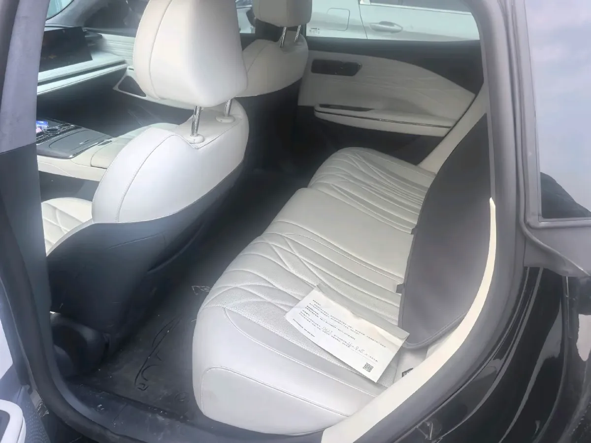 2025 Geely Galaxy E8 BEV,autocango,china used car exporter,china ev exporter,chinese used car exporter,chinese used ev exporter