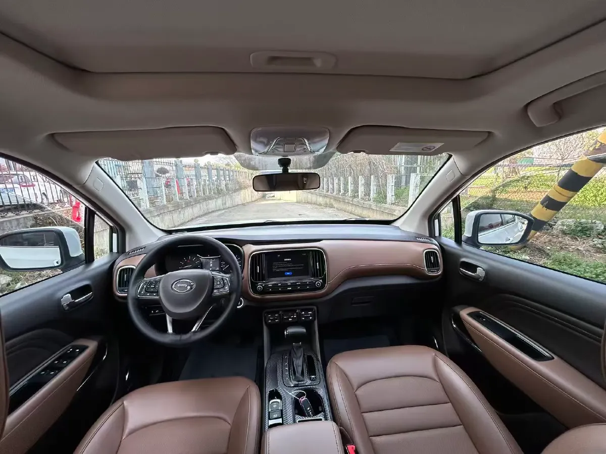 2017 GAC Trumpchi GS3 1.3T 137HP L4 6AT,autocango,china used car exporter,china ev exporter,chinese used car exporter,chinese used ev exporter