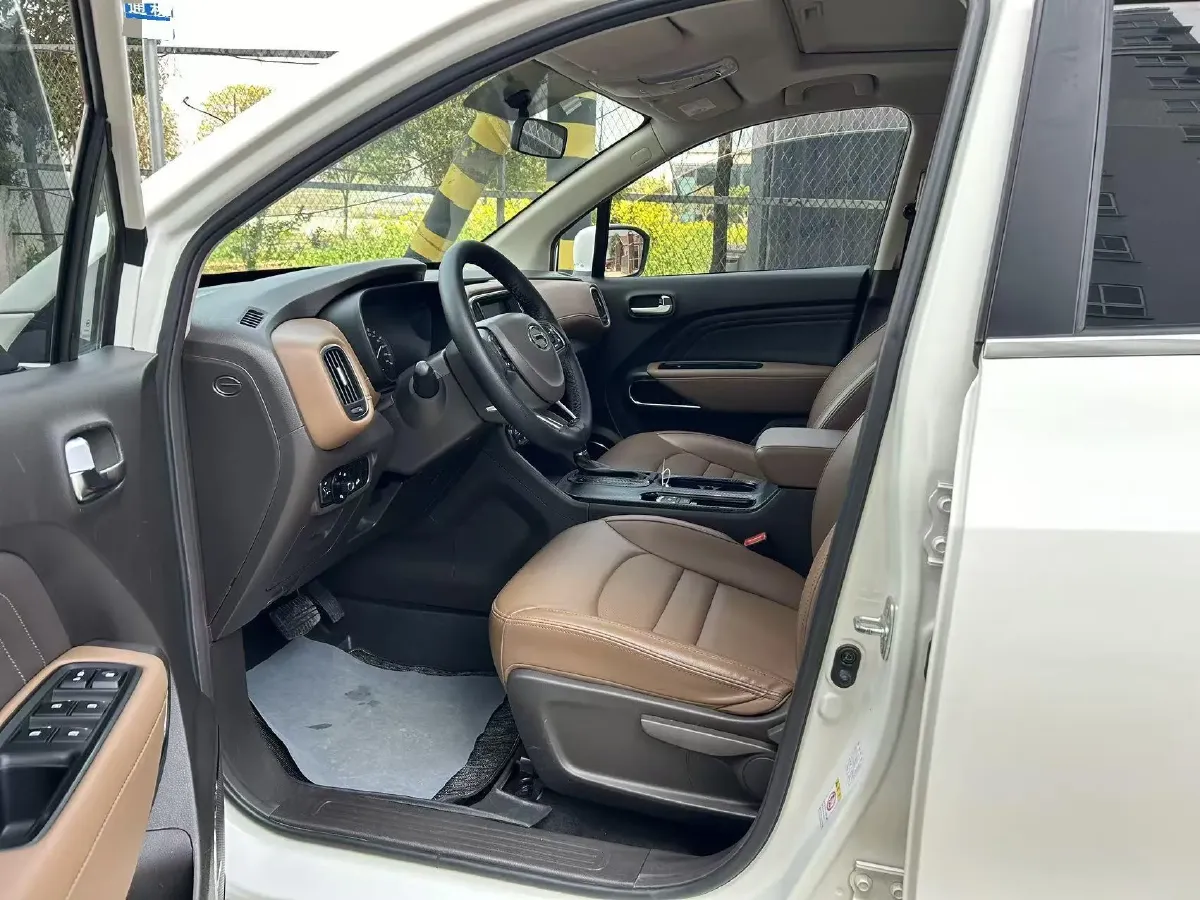 2017 GAC Trumpchi GS3 1.3T 137HP L4 6AT,autocango,china used car exporter,china ev exporter,chinese used car exporter,chinese used ev exporter