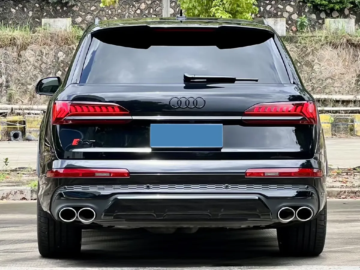 2024 Audi SQ7 4.0T 507HP V8 8AT,autocango,china used car exporter,china ev exporter,chinese used car exporter,chinese used ev exporter