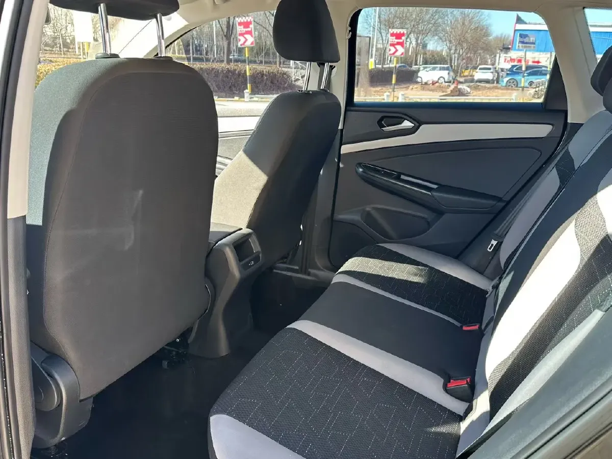 2022 Jetta VS5 1.4T 150HP L4 6AT,autocango,china used car exporter,china ev exporter,chinese used car exporter,chinese used ev exporter