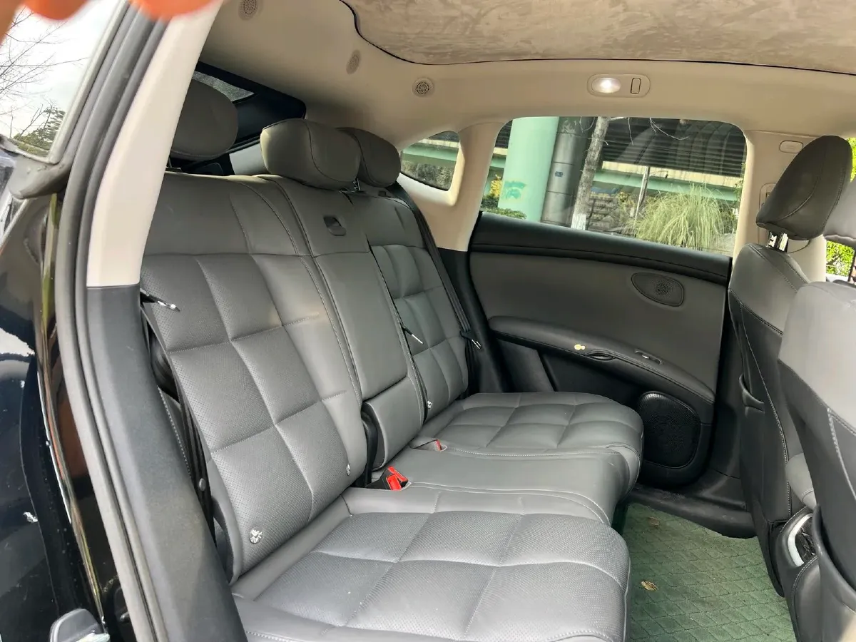 2023 IM LS6 BEV 90KWH,autocango,china used car exporter,china ev exporter,chinese used car exporter,chinese used ev exporter