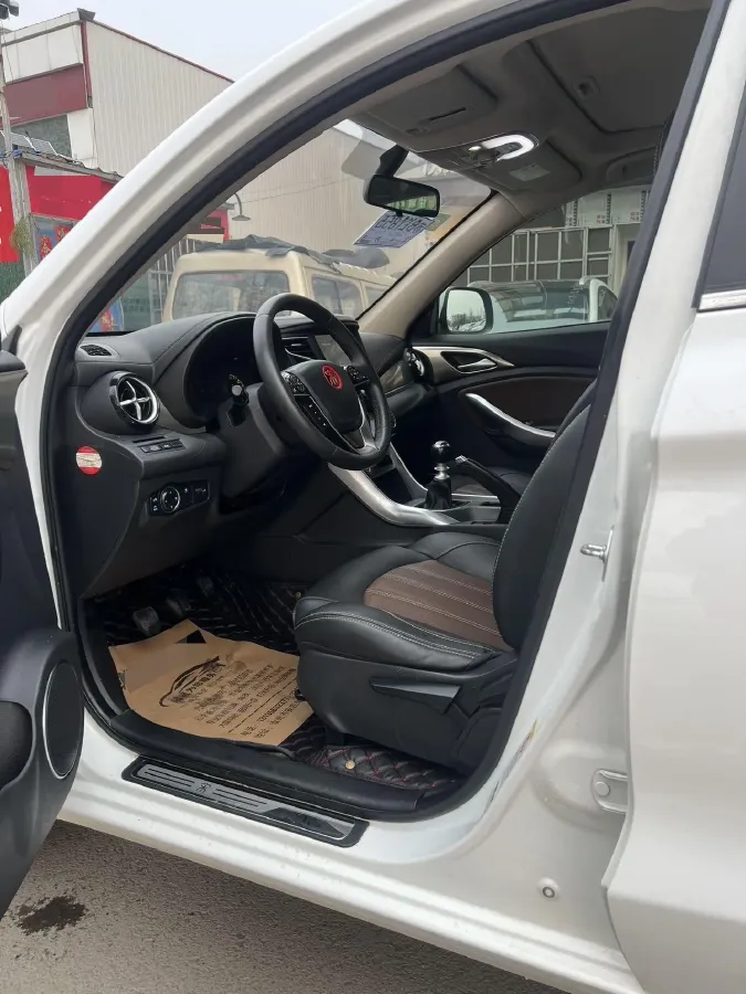 2018 BYD Song 1.5T 154HP L4 6MT,autocango,china used car exporter,china ev exporter,chinese used car exporter,chinese used ev exporter